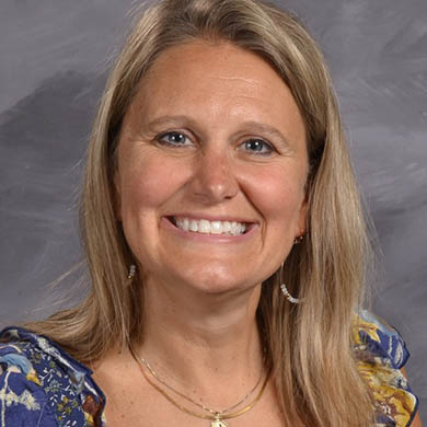 Lynae Stielstra smiling at camera