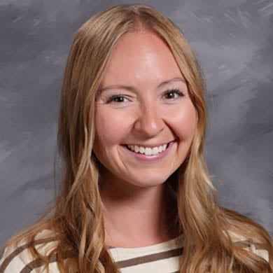 Sarah Dieleman smiling at the camera